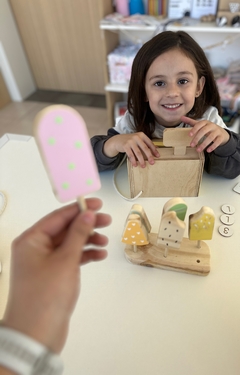 ENCASTRE DE HELADOS ¡COMIDITAS PARA JUGAR!