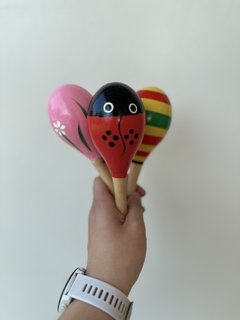 MARACA DE MADERA GRANDE - Mamá Creativa