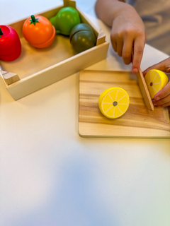 Imagen de CAJONCITO CON FRUTAS INMANTADAS ¡COMIDITAS PARA JUGAR!