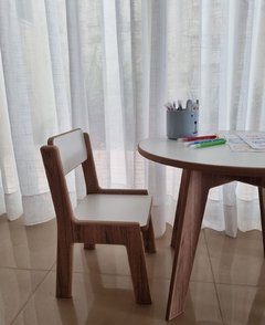 Imagen de COMBO: MESA REDONDA o CUADRADA + 2 SILLAS REFORZADAS (ENTREGA INMEDIATA)
