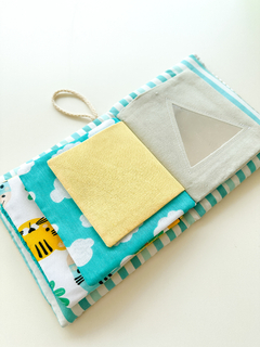 LIBRITO SENSORIAL CON ESPEJITOS: - ¿DÓNDE ESTÁS? ACÁ ESTÁS! (DE 0 A 18 MESES) - Mamá Creativa