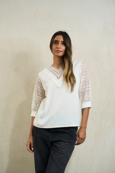 BLUSA UREA - 2534 - comprar online