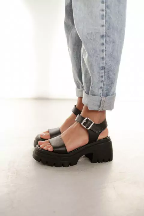 Sandalia Knight 35-45