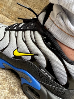 NIKE- AIR MAX TN PLUS - KISS MY AIRS na internet
