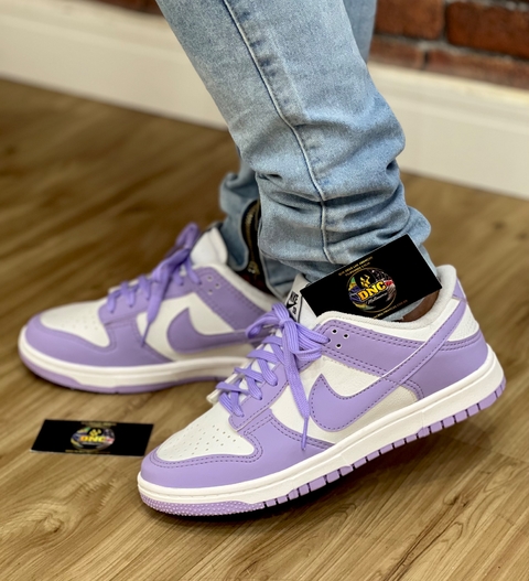TÊNIS NIKE - SB DUNK LOW - ROXO/BRANCO
