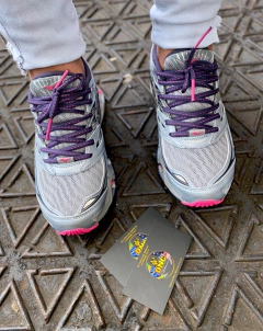 MIZUNO PROPHECY 8 - CINZA E ROSA - comprar online