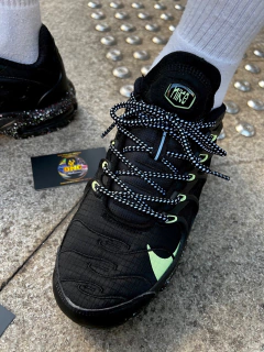 NIKE- AIR MAX TN PLUS - TERRASCAPE-PRETO E VERDE - DNC Multimarcas