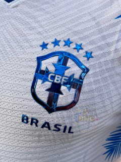 CAMISA SELEÇÃO BRASIL 20/23 - BRANCA/AZUL - comprar online