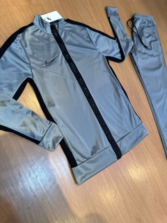 NIKE-CONJUNTO ACADEMY 2025 PREMIUM -LUXO /LANÇAMENTO - DNC Multimarcas