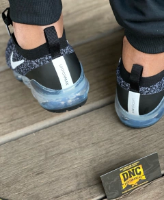 NIKE VAPOR MAX 3.0 - PRETO/CINZA - DNC Multimarcas