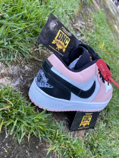 TÊNIS NIKE - AIR JORDAN 1 LOW - SALMÃO/BRANCO na internet