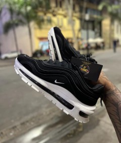 NIKE AIR MAX 97 FUTURA -PRETO/BRANCO