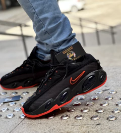 NIKE-NIKE X NOCTA GLIDE -PRETO/VERMELHO - comprar online