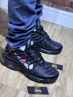 NIKE- AIR MAX TN PLUS - MULTI SWOOSH BLACK
