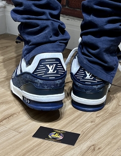 LOUIS VUITTON TRAINER -BRANCO/JEANS - comprar online