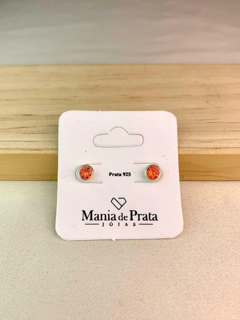 Brinco Ponto de Luz Laranja Embutido