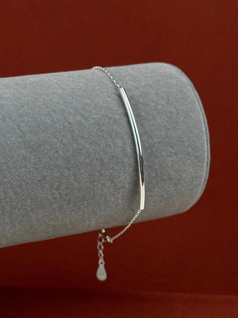 Pulseira Linha Prateada