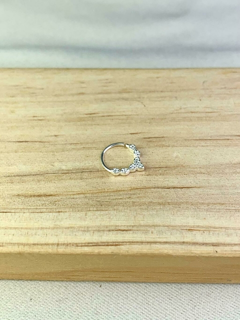 Piercing Pétalas Cravejada
