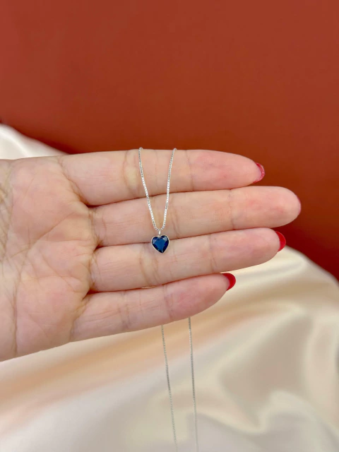 Colar Coração de Luz Azul Escuro