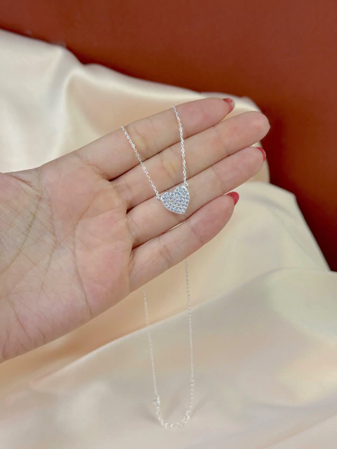 Colar Coração Cravejado