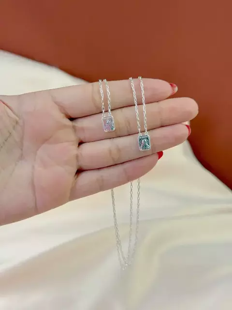 Escapulário Placa PP Cartier