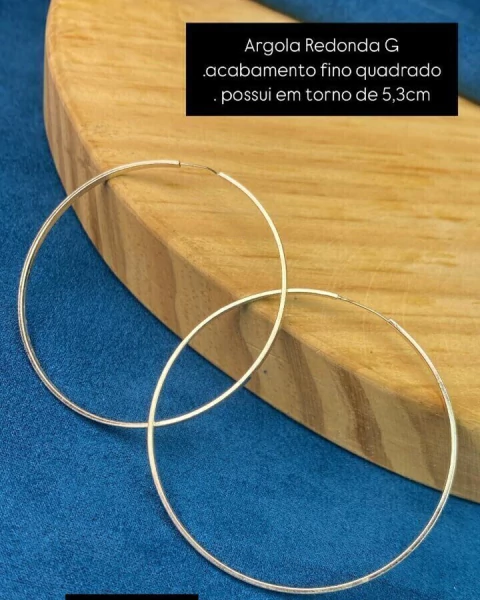 Argola Redonda G com Acabamento Fino Quadrado