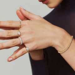 Aparador Diamantes - Tayla Nicolaeff | Joias autorais, minimalistas e atemporais