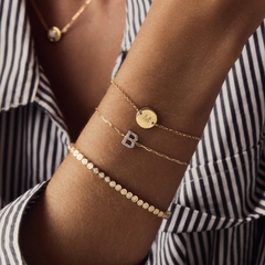 Pulseira Letras - Tayla Nicolaeff | Joias autorais, minimalistas e atemporais