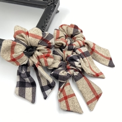 Scrunchie xadrez luxo - OHH-HAPPY