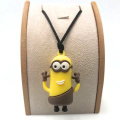 Colar Minnions - comprar online