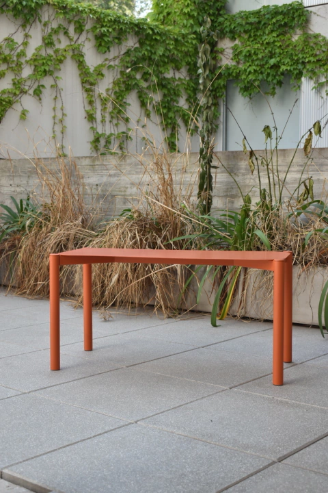 Mesa baja Coihues - cuadra