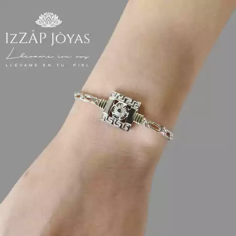 Pulsera Plata Y Oro Juliana Cuadrado Con Flor