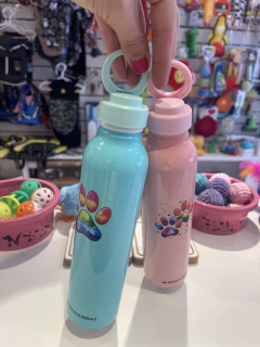 Botella con diseño de huella - comprar online