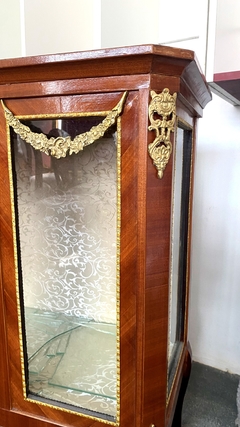 Vitrine Buffet Francesa Radica Bronze Adornos Luiz Xv Luxo - LUXdécor