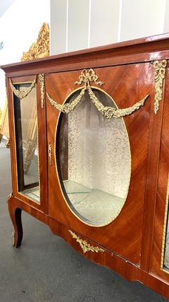 Vitrine Buffet Francesa Radica Bronze Adornos Luiz Xv Luxo - comprar online