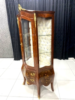 Cristaleira Vitrine França Maciça Bronze Classico Capitone na internet