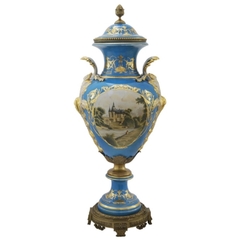 Potiche Porcelana Azul Claro Ouro Prensado Base Bronze - comprar online