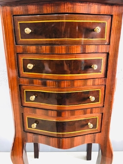 Mesa Cabeceira de Cama Francesa c Bronze Alta Decoração - LUXdécor