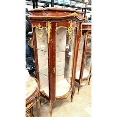 Vitrine Estreita Classica Pés Luiz XV Luxo Alto Padrão