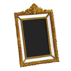 Porta Retrato Resina Dourado Moldura Classica 18x13