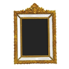 Porta Retrato Resina Dourado Moldura Classica 18x13 - comprar online