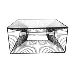 Mesa De Centro Cubo Aramado Metal Preto C Vidro na internet