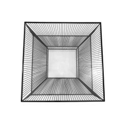 Mesa De Centro Cubo Aramado Metal Preto C Vidro - comprar online