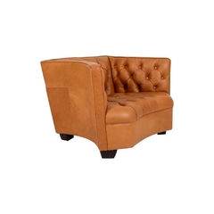 Imagem do Poltrona Couro Legitimo Capitonê Braços em Curvas Design Unico Primeira Linha