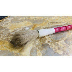 Imagem do Pincel Decorativo 33cm Cabo em Osso Fino acabamento