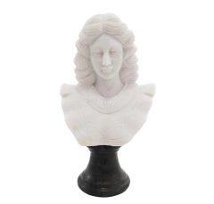 Busto Em Marmore Mulher Com Base Esculpido A Mâo na internet