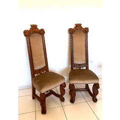 Par de Cadeiras Encosto Alto Cara de Leão Madeira de Lei Alto Padrão - LUXdécor