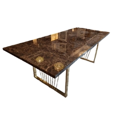 Mesa De Jantar Luxosa Metal Dourado Tampo Marmore