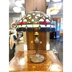 Abajur Tiffany Cupula Vitral Detalhes Escuros Base em Bronze Trabalhado