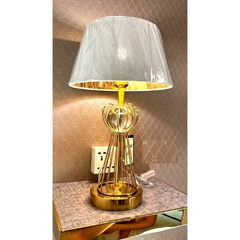 Abajur Metal Dourado Finos Traços Esfera Cristal Cupula Chanfrada Tecido Luxo